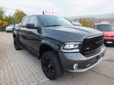 DODGE RAM 1500 V8 401 CV B/GPL 4X4 AUTOCARRO 6 POSTI