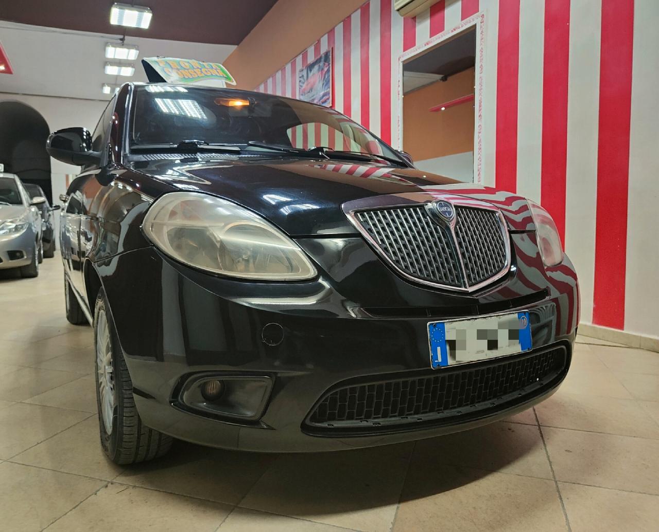 Lancia Ypsilon 1.4 Oro Ecochic GPL