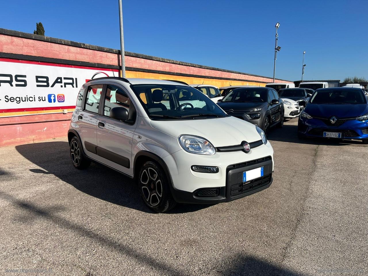 FIAT PANDA CITY LIFE 1.0 70CV HYBRID IVA ESPOSTA