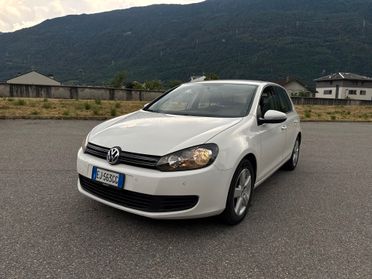 VOLKSWAGEN GOLF 1.6cc 105CV TDI NEOPATENTATI