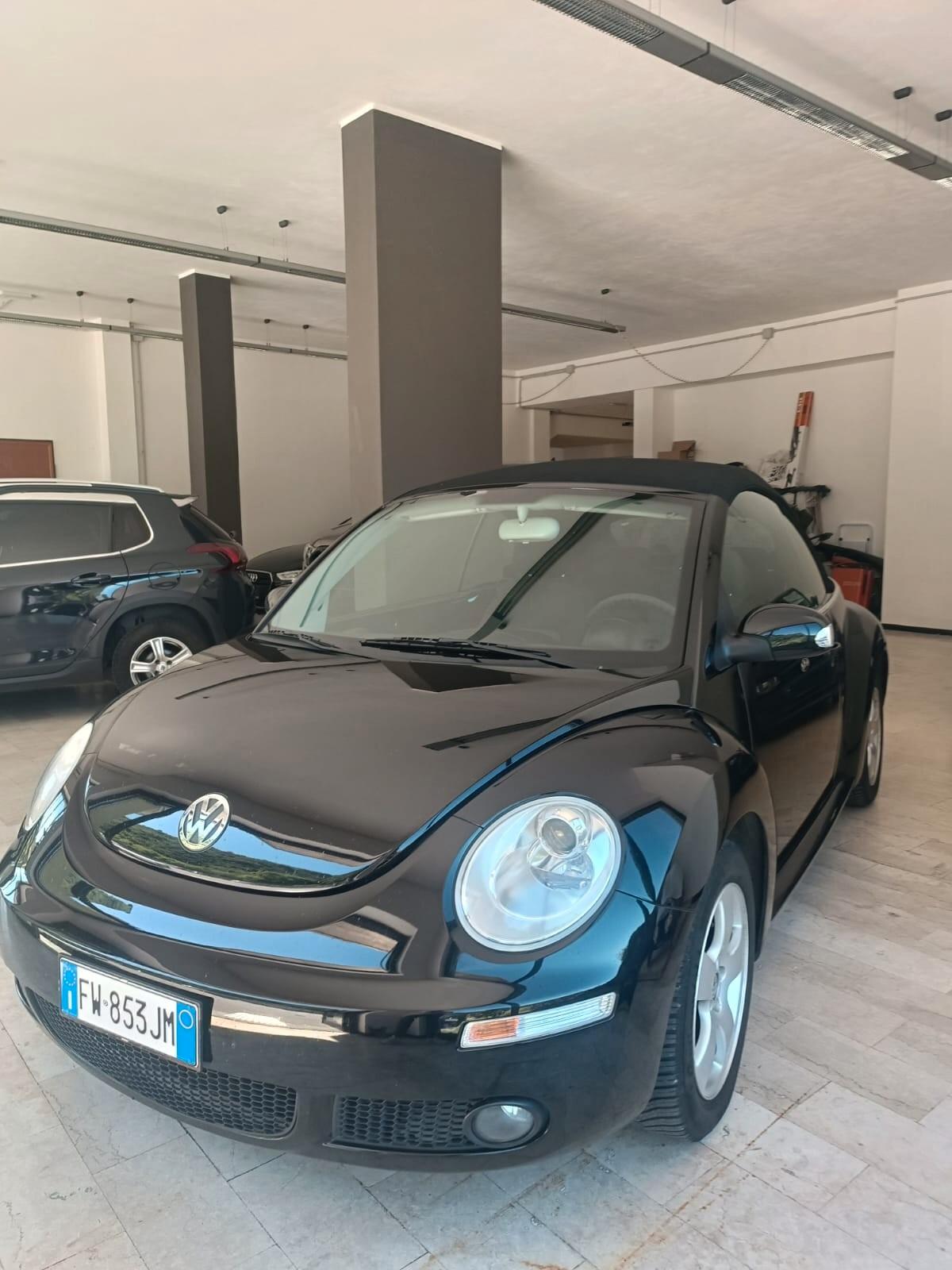 Volkswagen New Beetle 1.4 16V Cabrio OK NEOPATENTATI