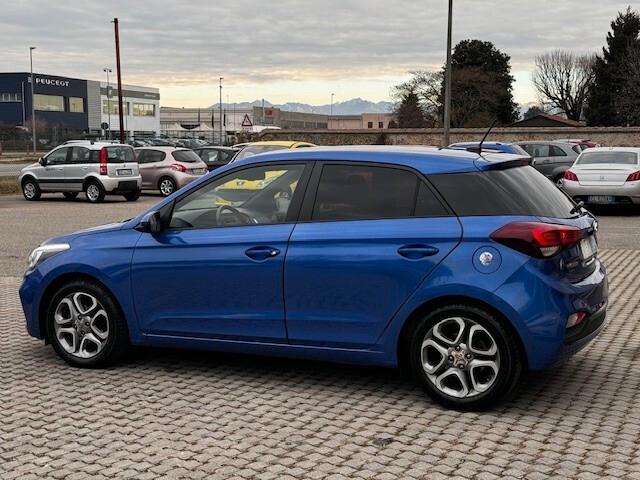 Hyundai i20 1.2 5 porte Econext Blackline gpl