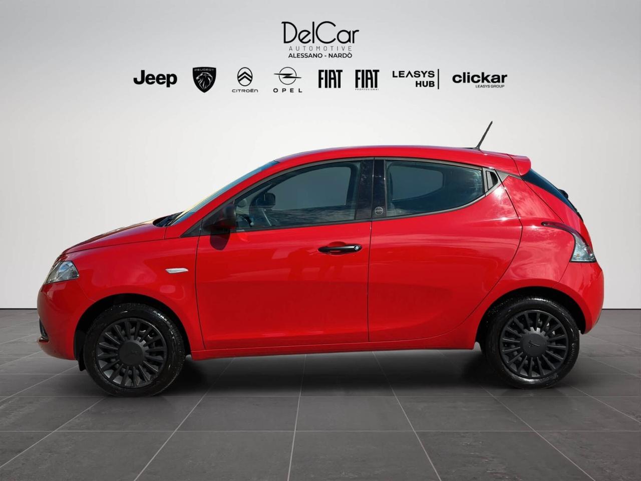 Lancia Ypsilon 1.0 FireFly 5 porte S&S Hybrid Ecochic Silver