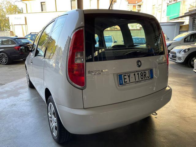 SKODA Roomster 1.2 TDI Active Autocarro