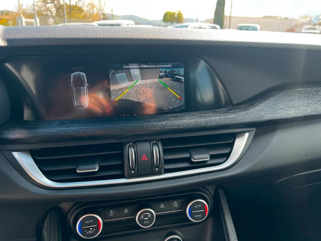Alfa Romeo Stelvio 2.2 t Executive Q4 190cv auto