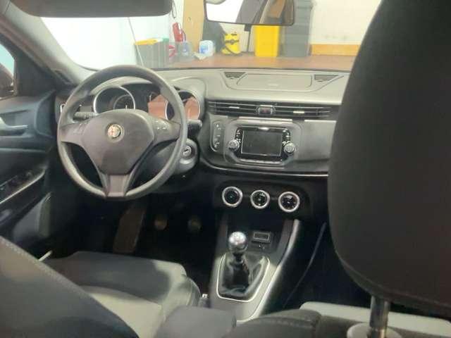 Alfa Romeo Giulietta Giulietta III 2010 1.4 tb Progression 105cv E6