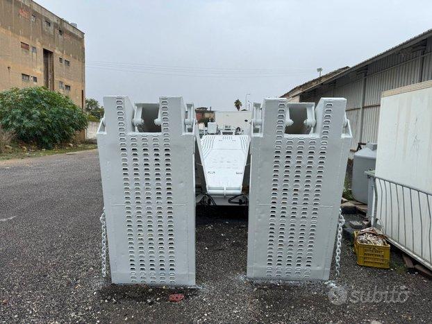 CARRELLONE SEMIRIMORCHIO COLLO D'OCA AUTONOMO