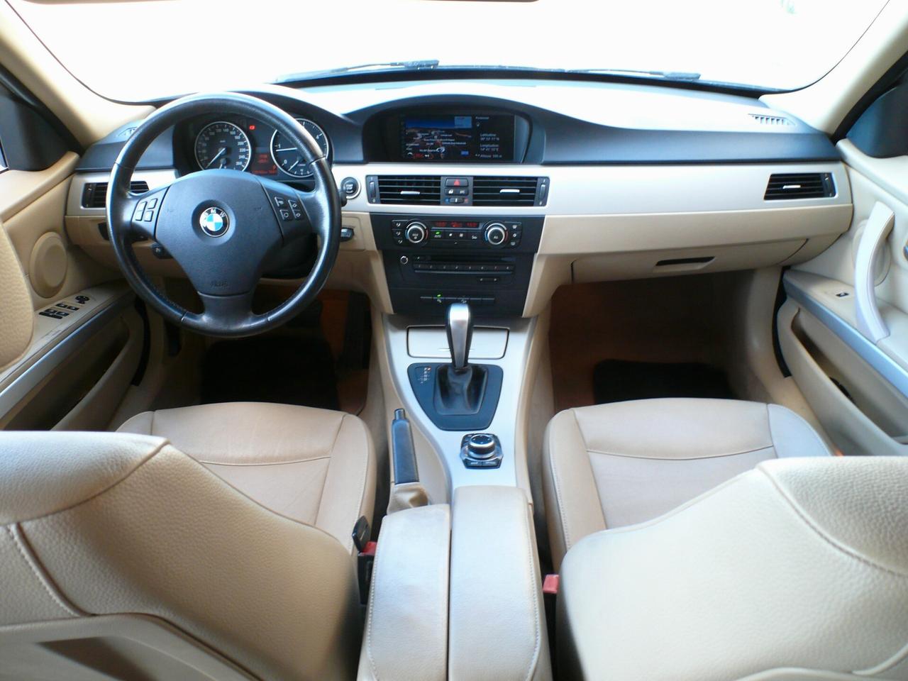 Bmw 320 xDrive Touring (M1403)