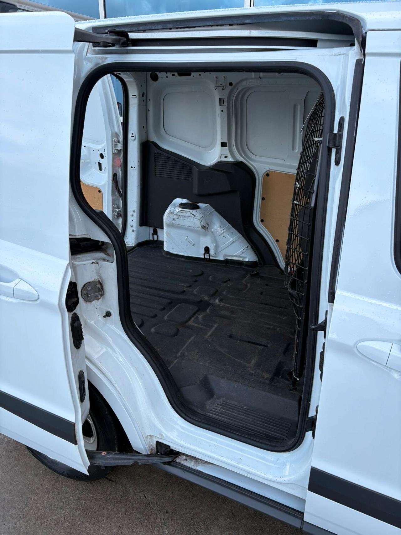 Ford Tourneo Connect 1.5 TDCi 100 CV Plus