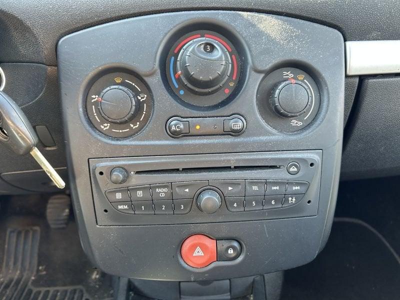 Renault Clio 1.2 16V 3 porte 1 PROPRIETARIO