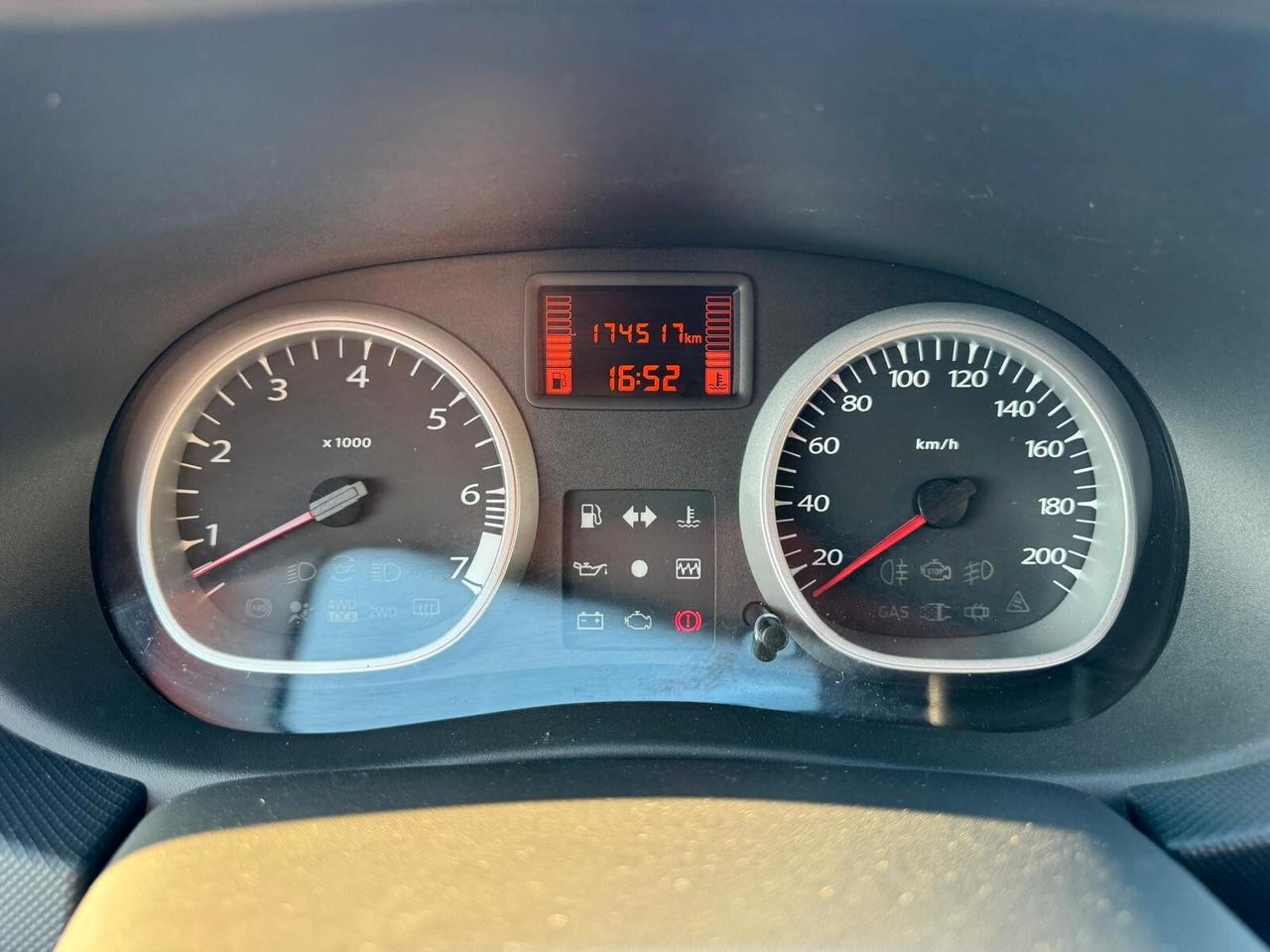 Dacia Duster 1.6 GPL (SCADENZA 2033) 110CV 4X2 LAURETAE 2013