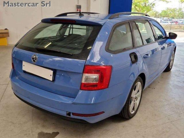 SKODA Octavia Wagon 2.0 tdi Executive 150cv - GB883NZ