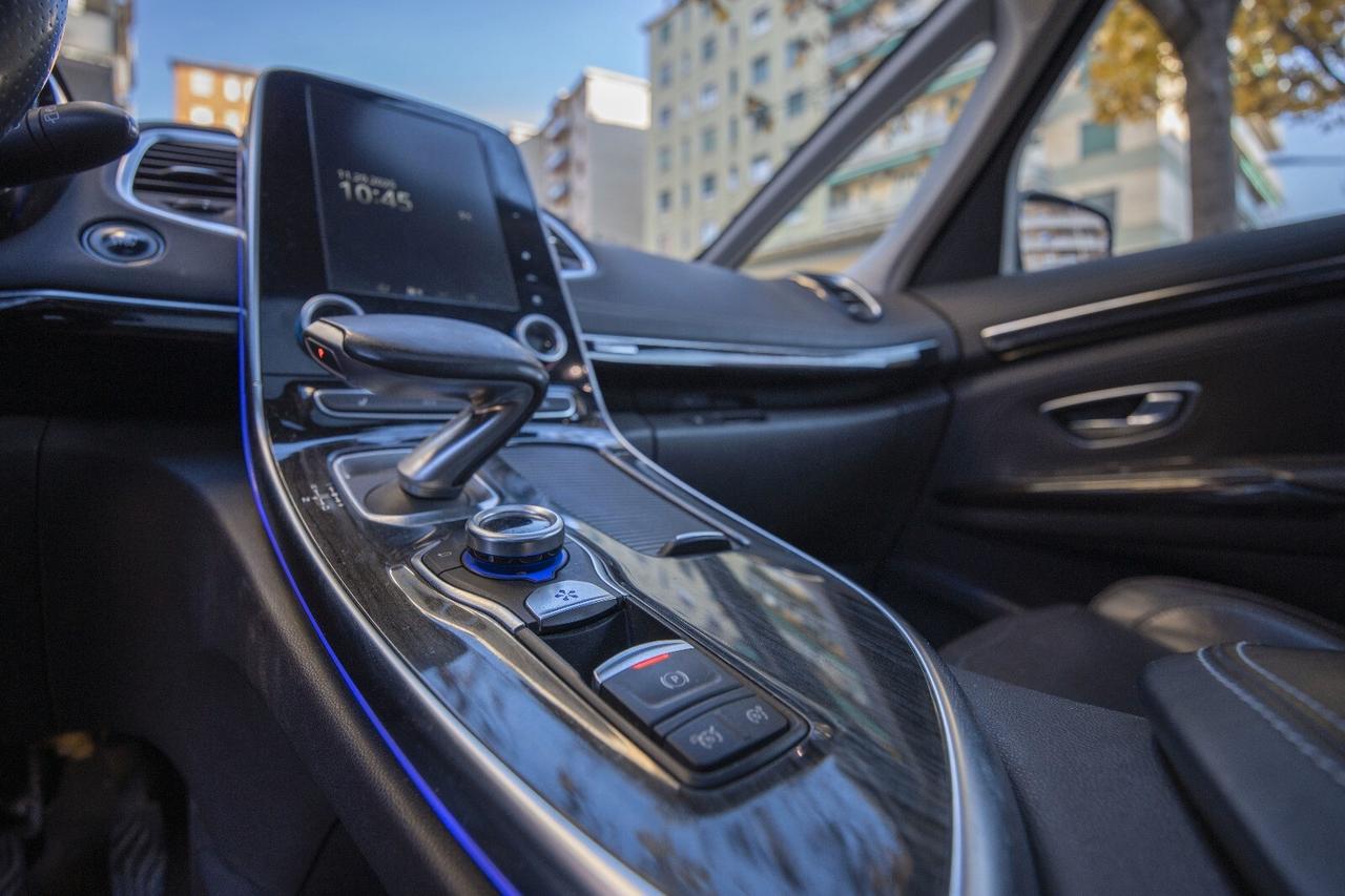 Renault Espace dCi 160CV EDC Energy Initiale Paris 4Control