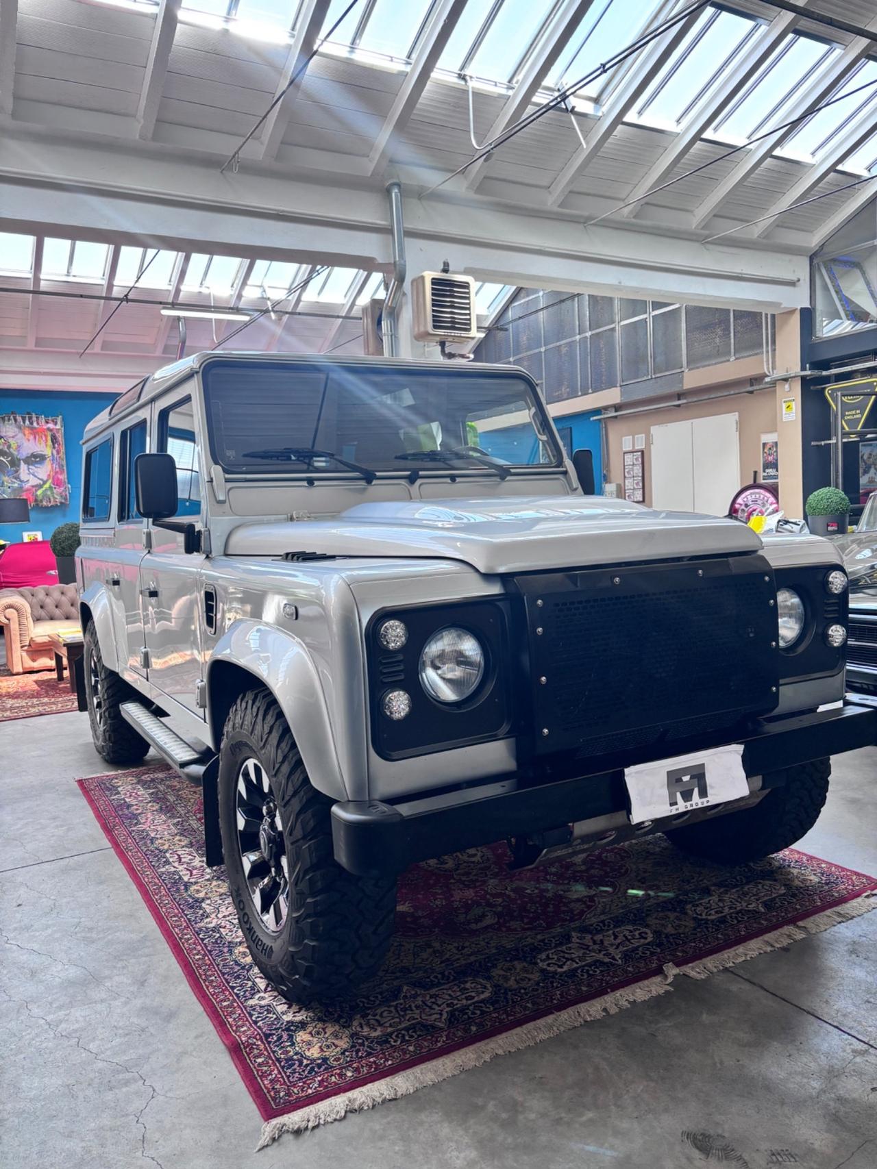 Land Rover Defender 110 2.2 TD4 Station Wagon SE N1