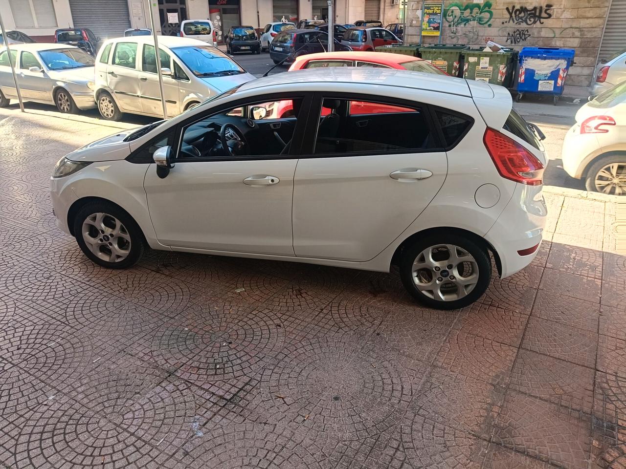 FORD FIESTA 1.4 TDCI 70 CV-NEOPATENTATI-Euro5490