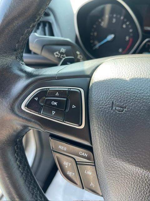Ford Kuga 1.5 TDCI 120 CV S&S 2WD Powershift Titanium