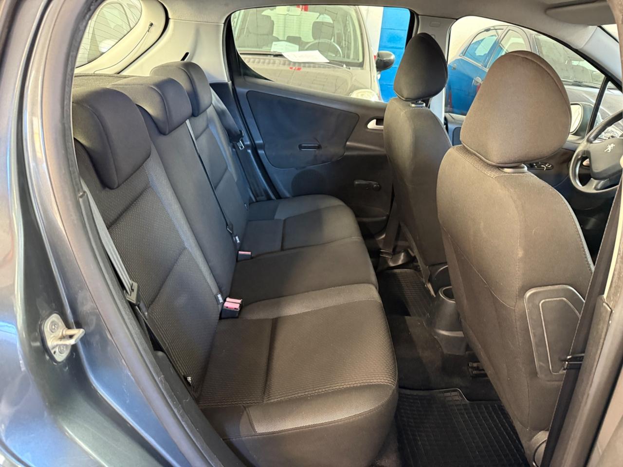 Peugeot 207 5p. X Line ECO GPL