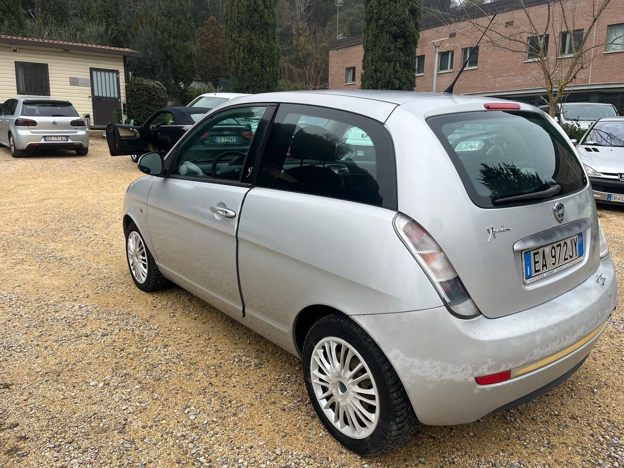 Lancia Ypsilon 1.2 Benzina/GPL - Neopatentato