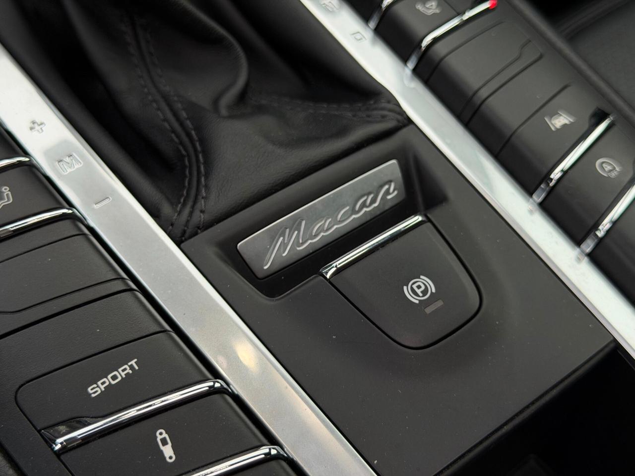 Porsche Macan 2.0 245CV