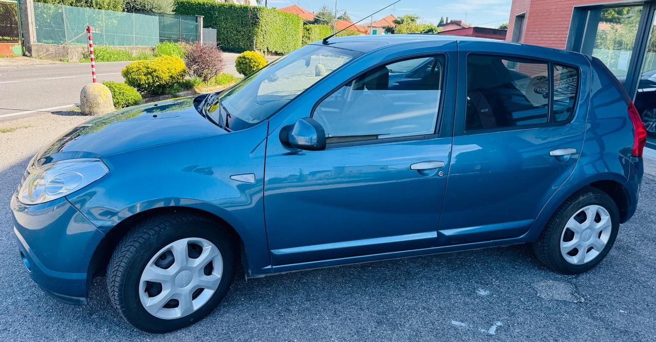 Dacia Sandero 1.4 8V GPL Lauréate