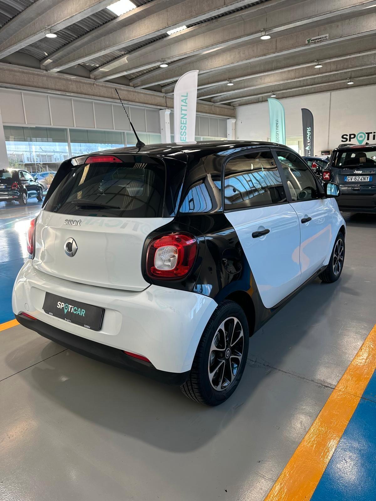 Smart ForFour 70 1.0 Youngster
