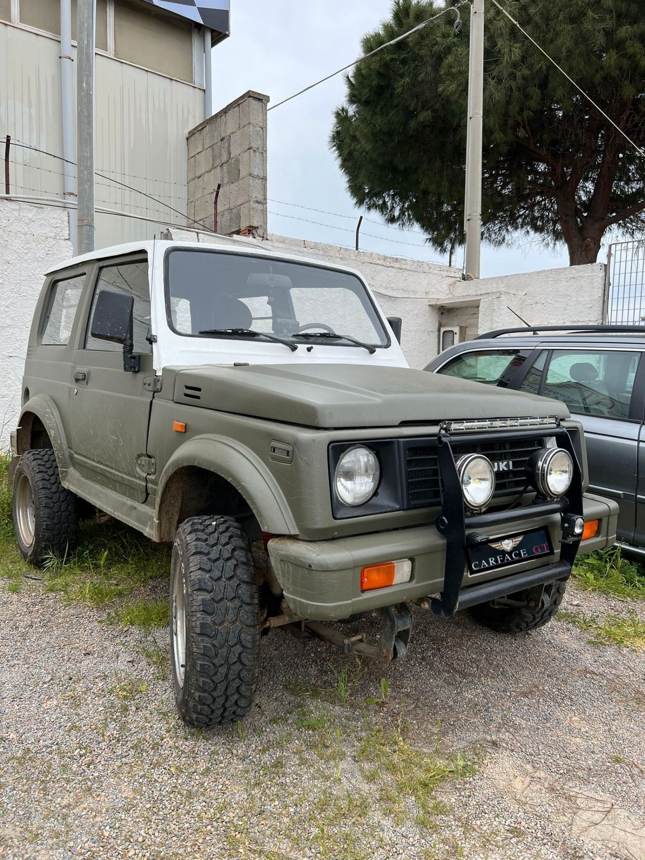 Suzuki Samurai gancio traino- 1989