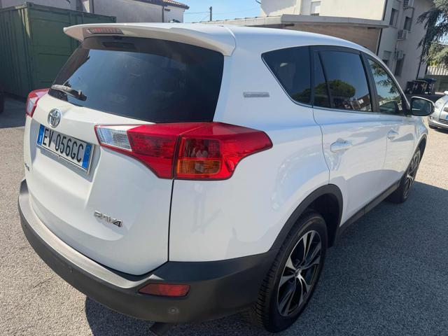 TOYOTA RAV 4 MY23 RAV4 2.0 D-4D 2WD Style Stupenda Bellissima