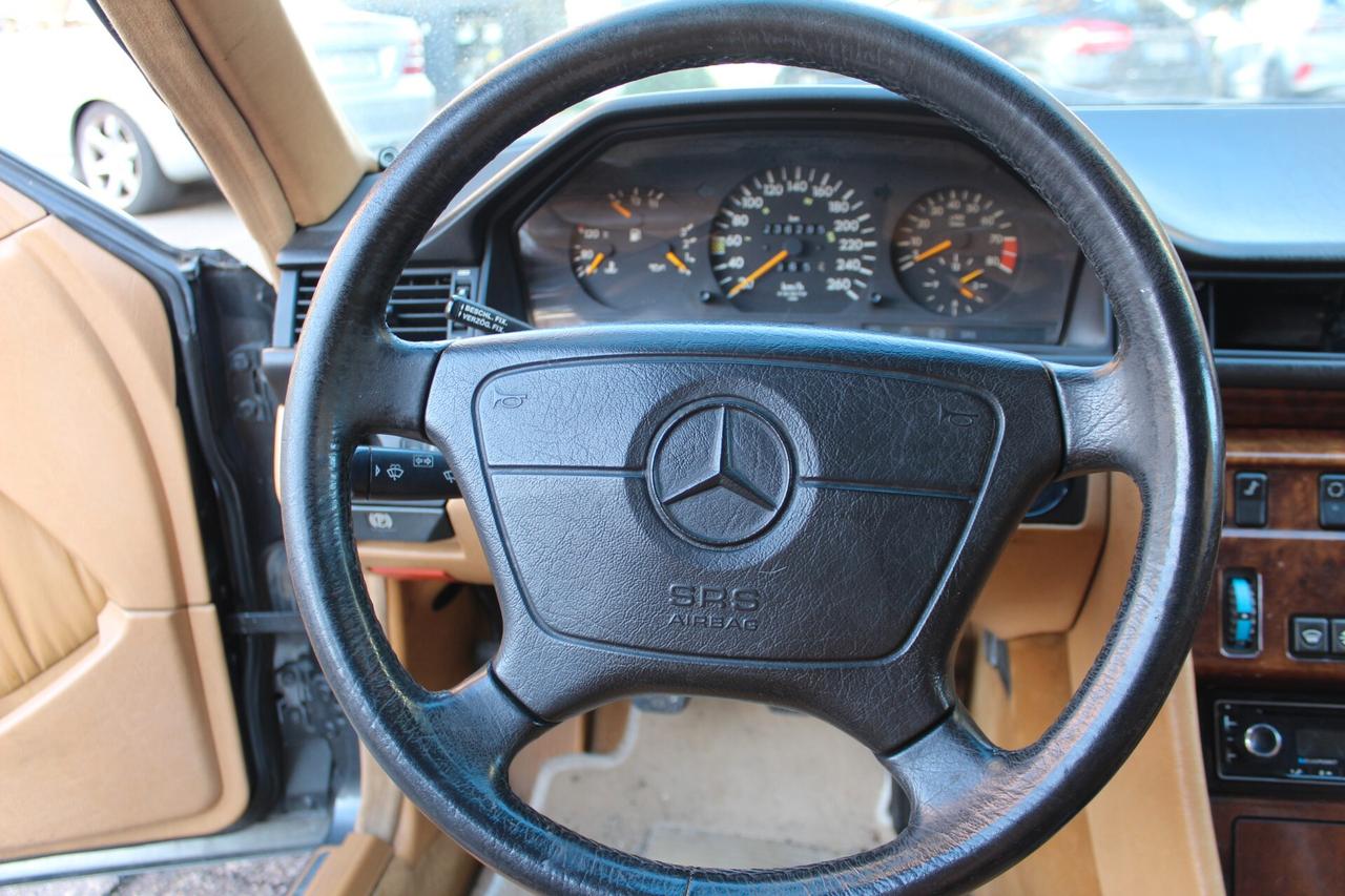 Mercedes-benz 300 CE-24