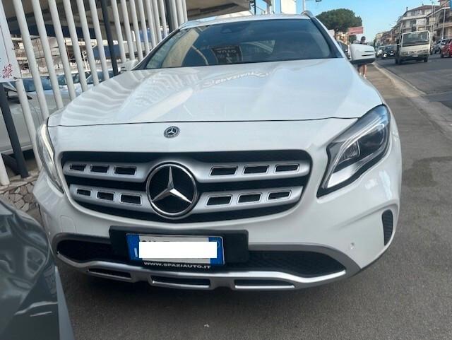 MERCEDES GLA AMG AUTOMATICO 2019
