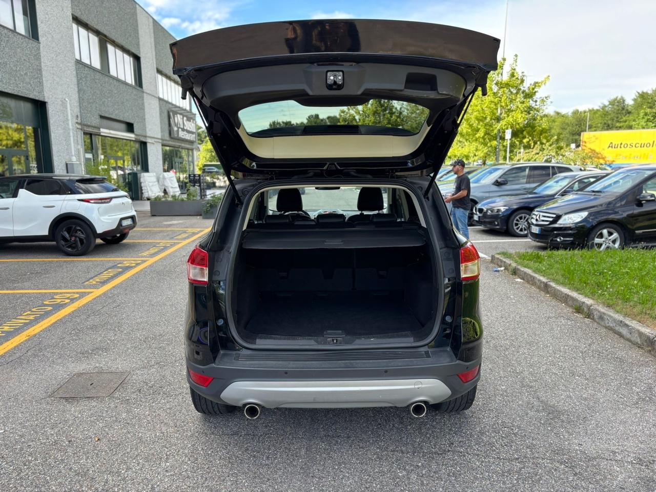 Ford Kuga 2.0 TDCI 150 CV S&S 4WD Powershift Titanium