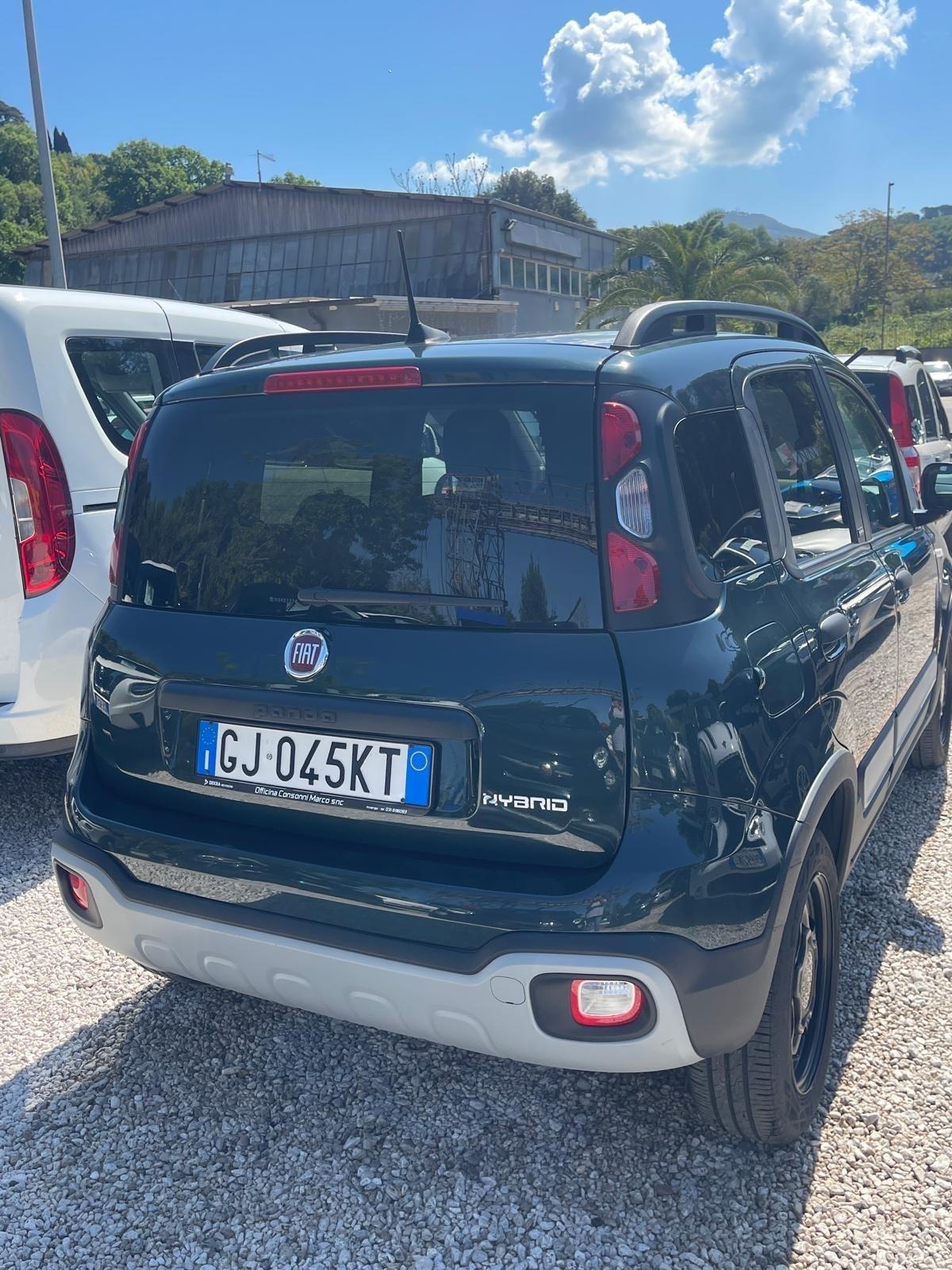 Fiat Panda 1.0 FireFly S&S Hybrid City Cross