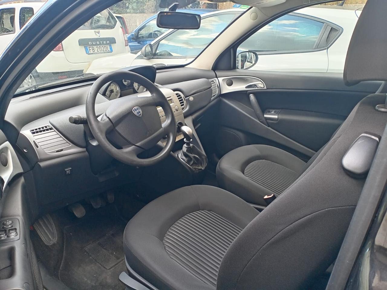 Lancia Ypsilon 1.4 Platino Ecochic GPL