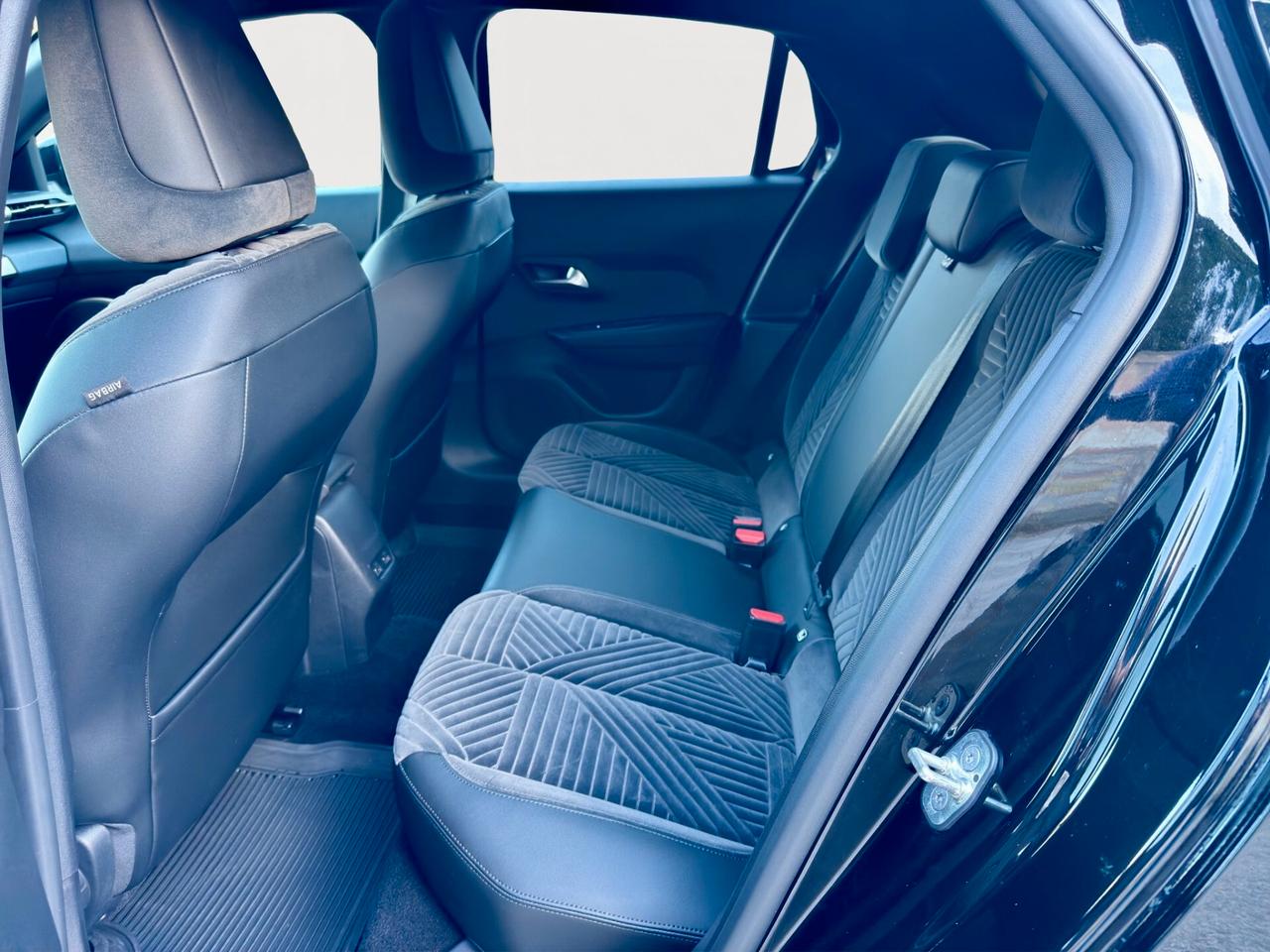 Lancia Ypsilon Hybrid e-DCT LX - 2025