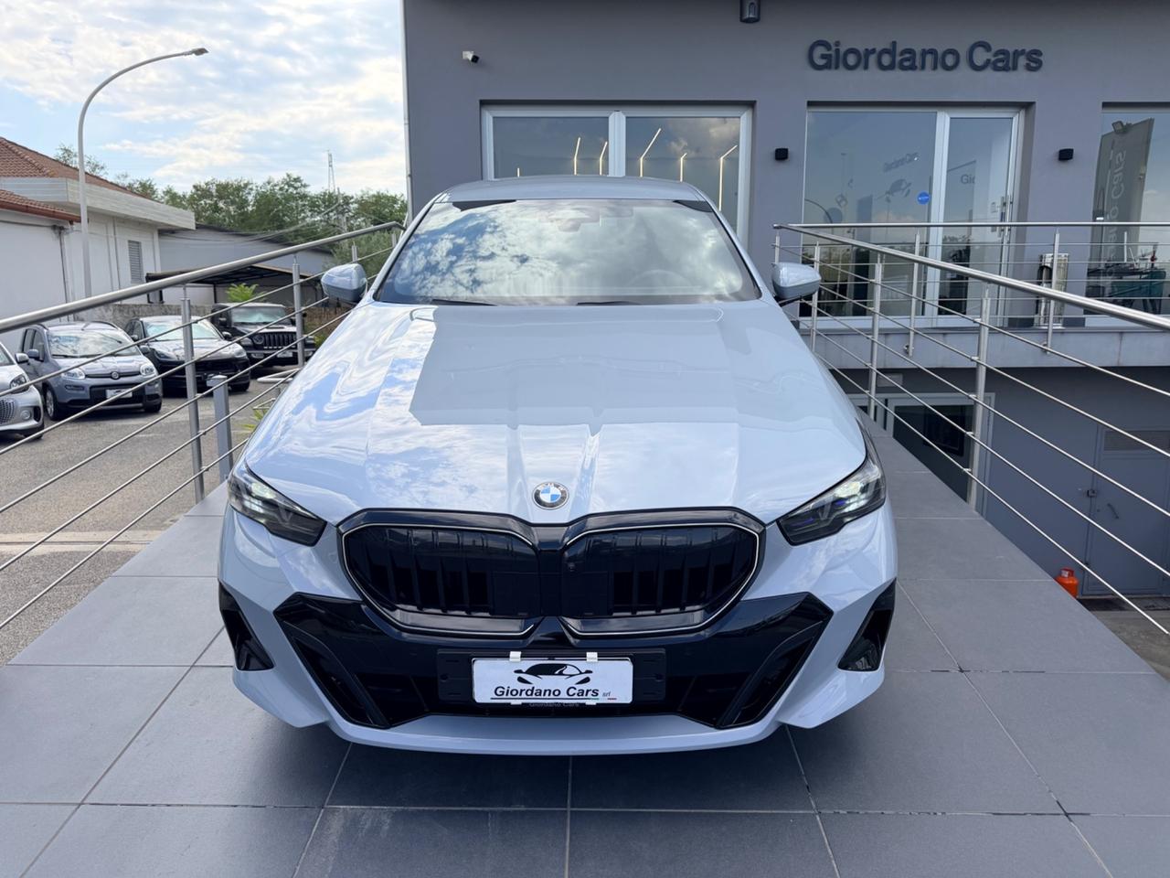 Bmw 520d 48V xDrive Msport 197cv grigio Nardo