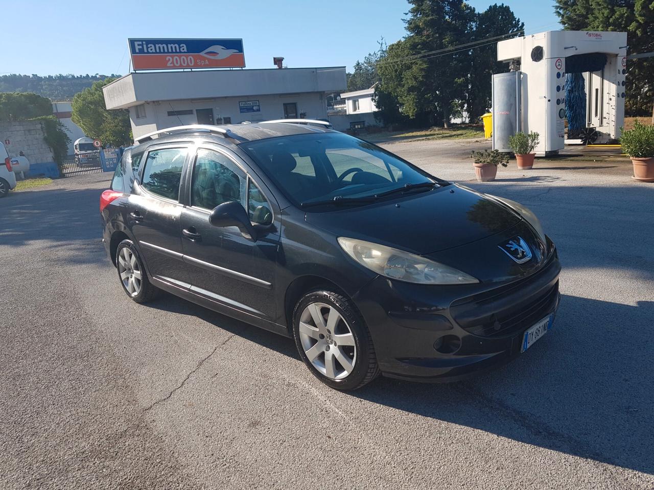 Peugeot 308 1.6 HDi 90Cv anno 2009