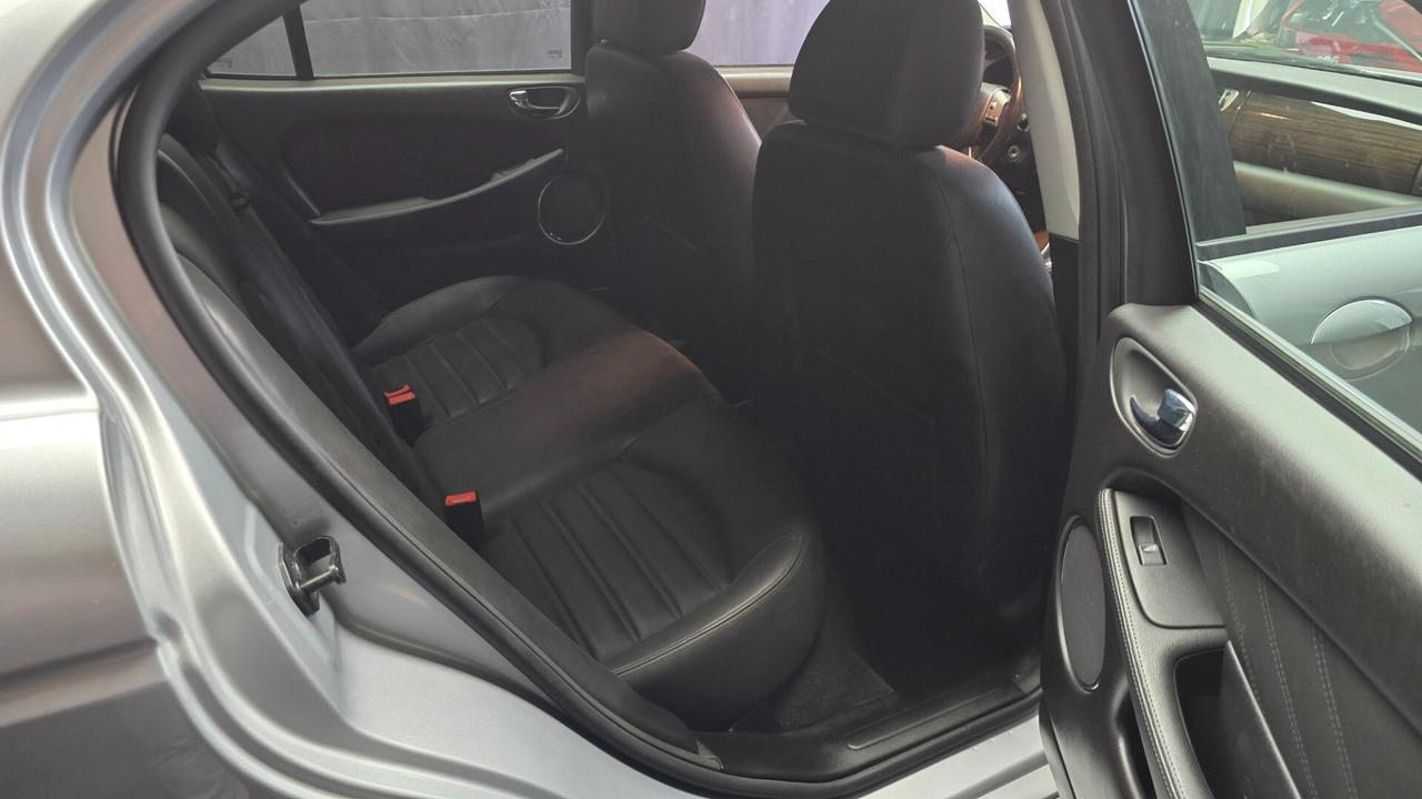 Jaguar X-Type 2.2D cat Premium Luxury