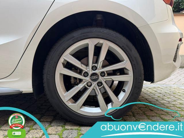 AUDI A3 SPB 35 TFSI Identity Black KM ZERO