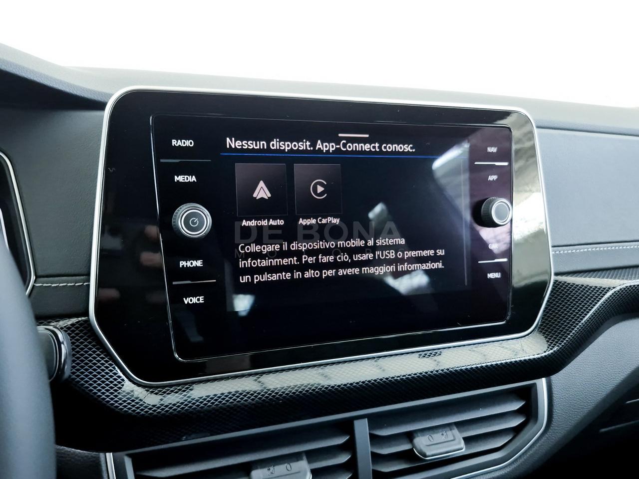 Volkswagen T-Cross 1.0 tsi r-line 115cv