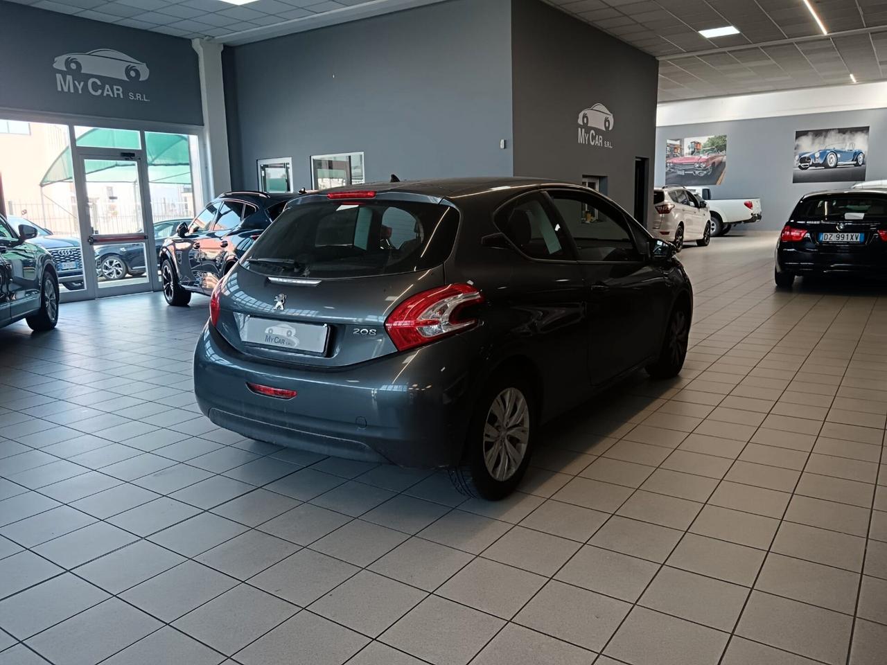 Peugeot 208 1.0 Benzina Manuale