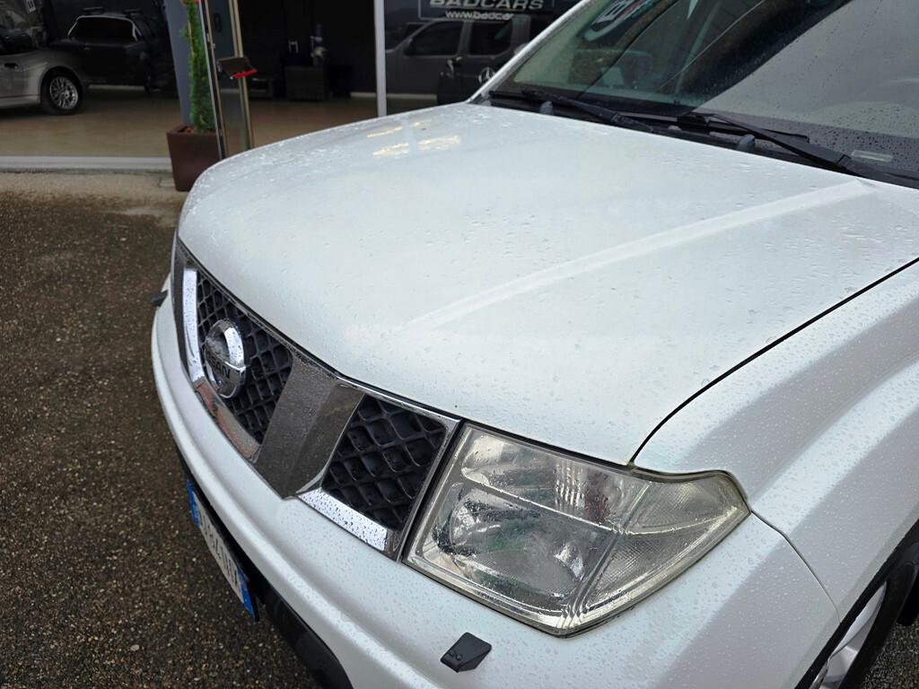 Nissan Navara 2.5 dCi 171 CV "LE"