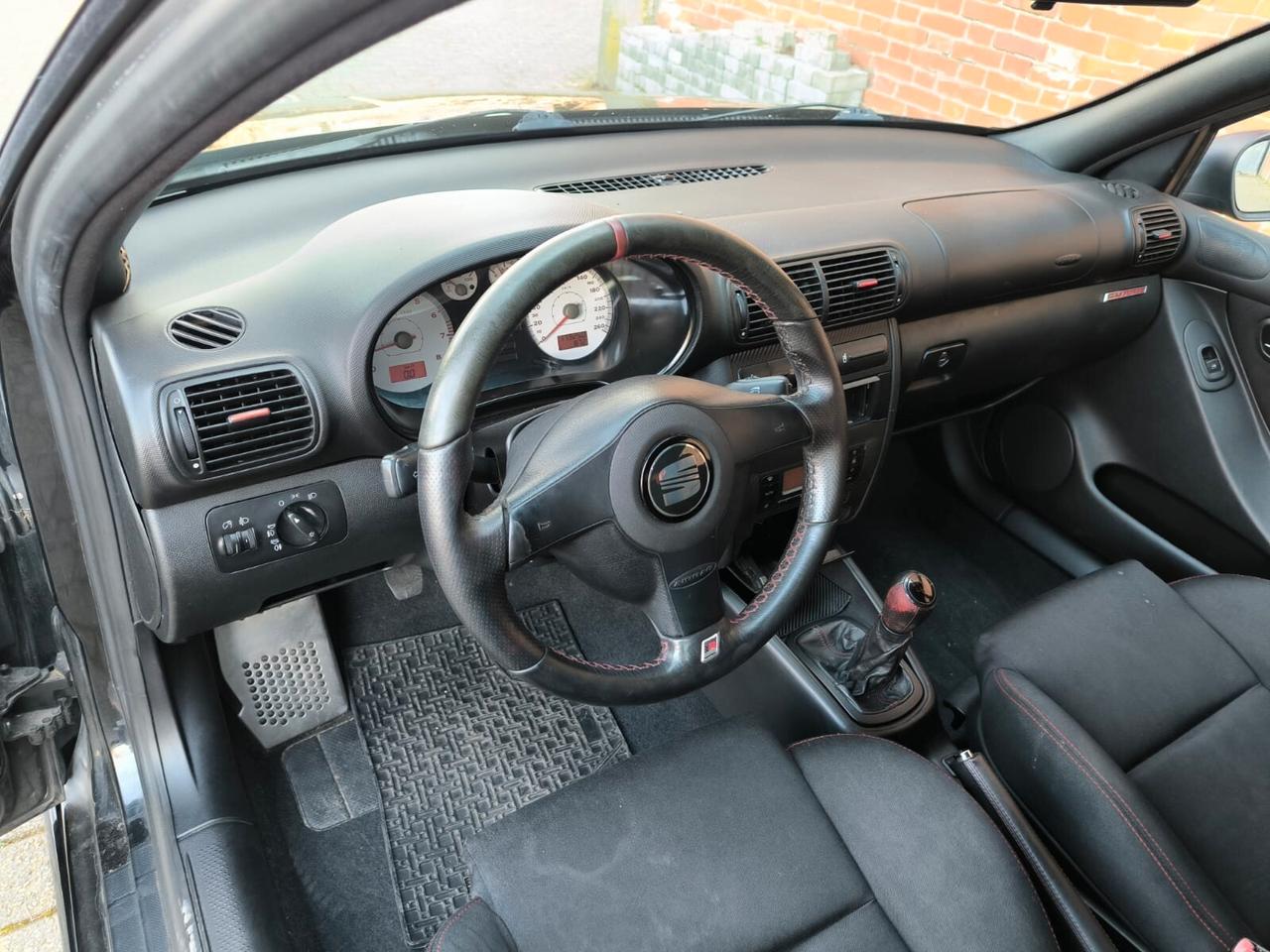 Seat Leon 1.8 T 20V cat Cupra R