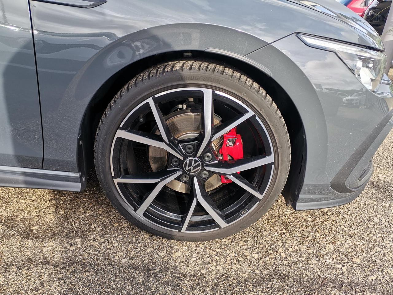 Volkswagen Golf 2.0 tdi GTD 200cv dsg