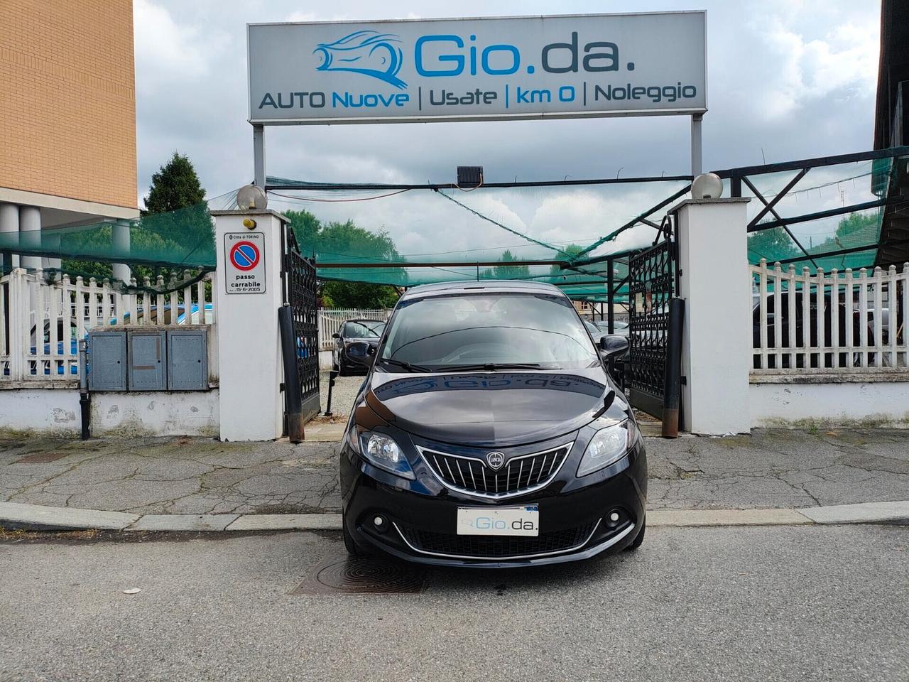 LANCIA YPSILON 1.0 HYBRID -2023