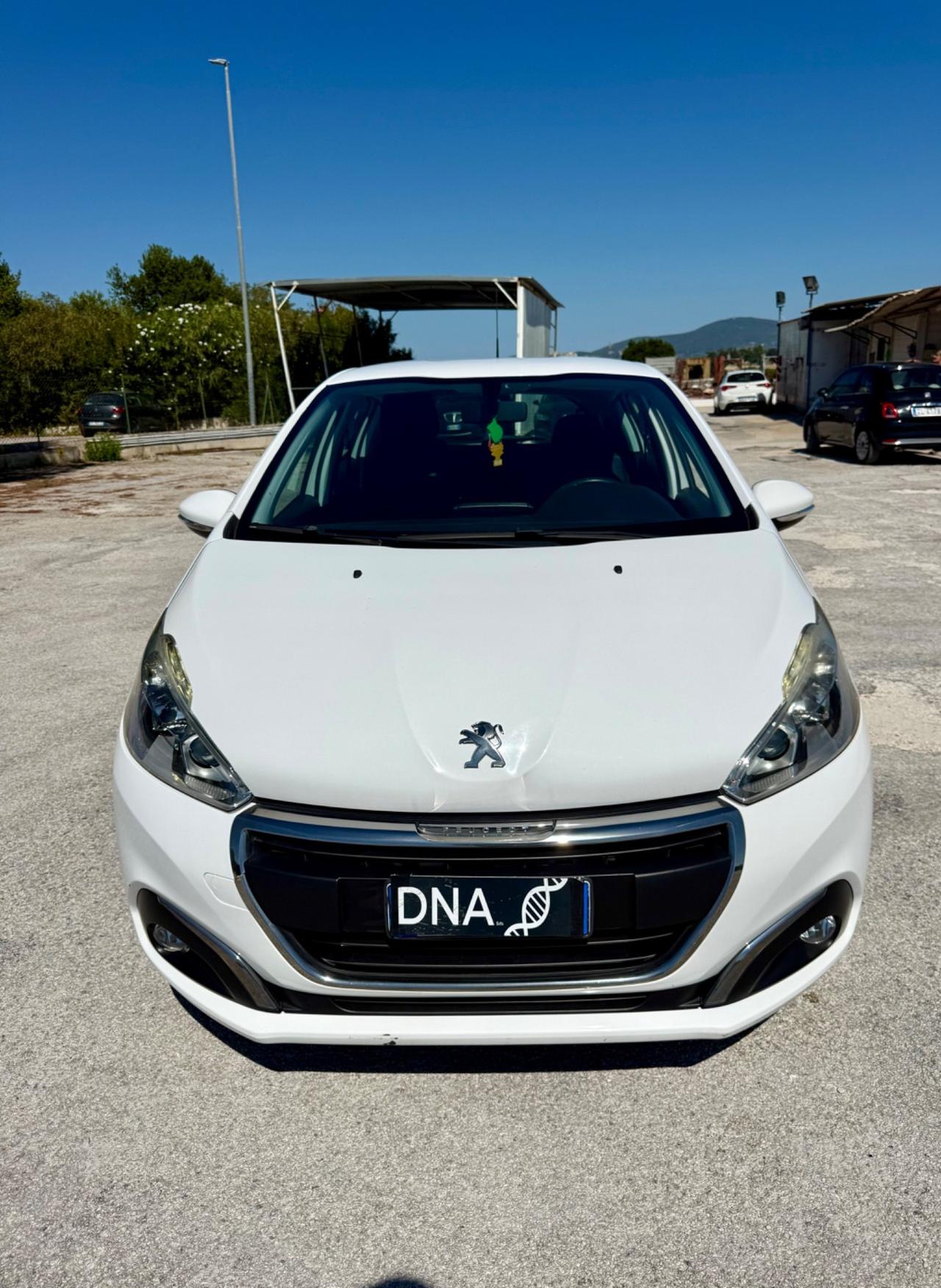 Peugeot 208 1.2 Benzina euro6B uniproprietà