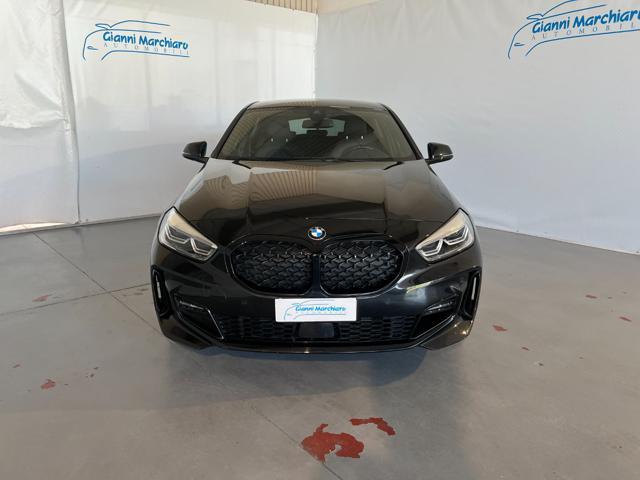 BMW 118 i 5p. Msport