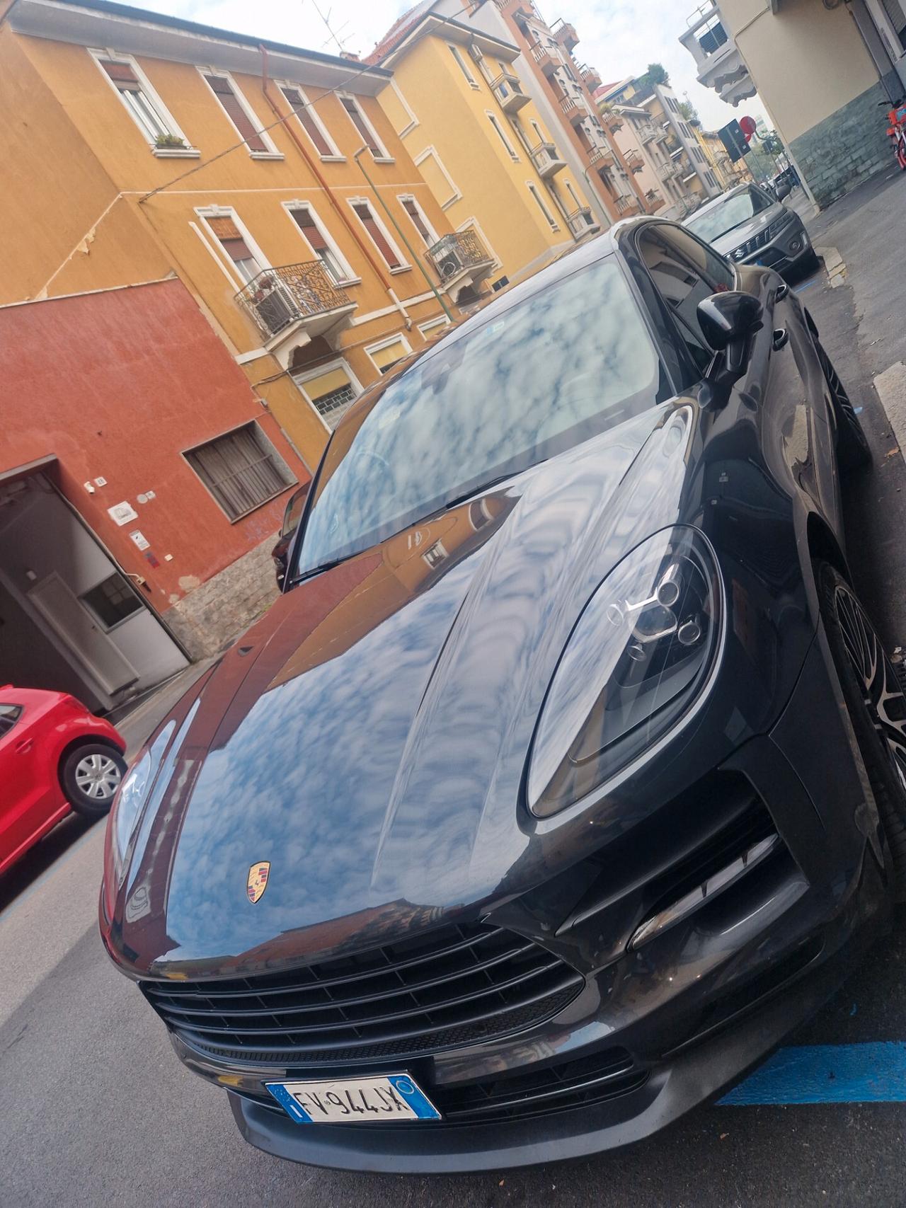 Macan Sport chrono tutti i service porsche pelle 21
