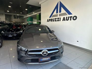 MERCEDES-BENZ CLA 200 d Automatic 4Matic Sport