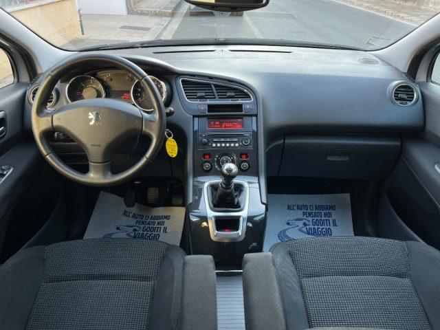 PEUGEOT 5008 2.0 HDi 150CV Business