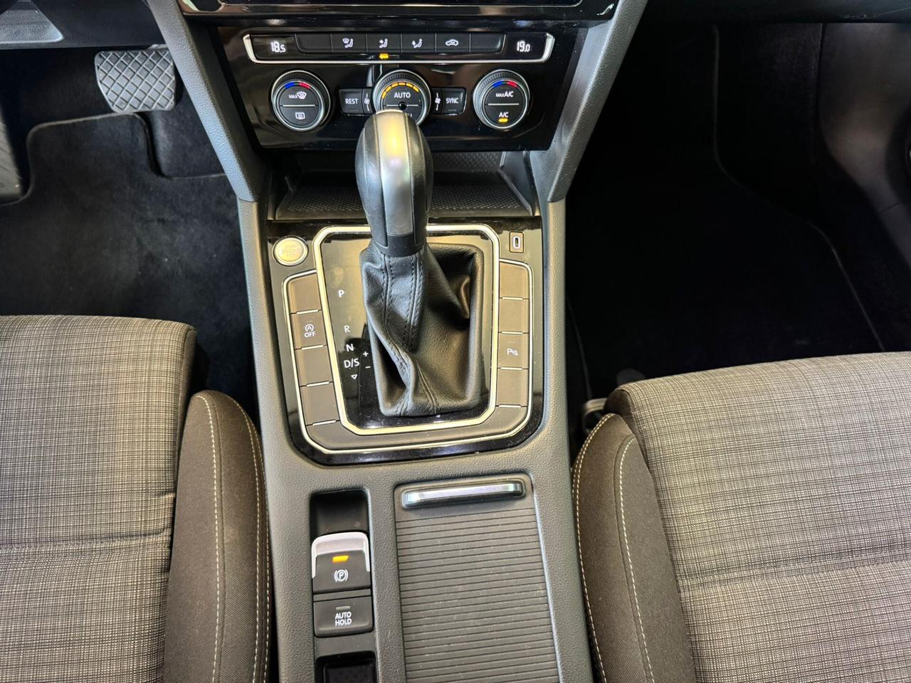 Volkswagen Passat Variant 2.0 TDI SCR EVO DSG Business