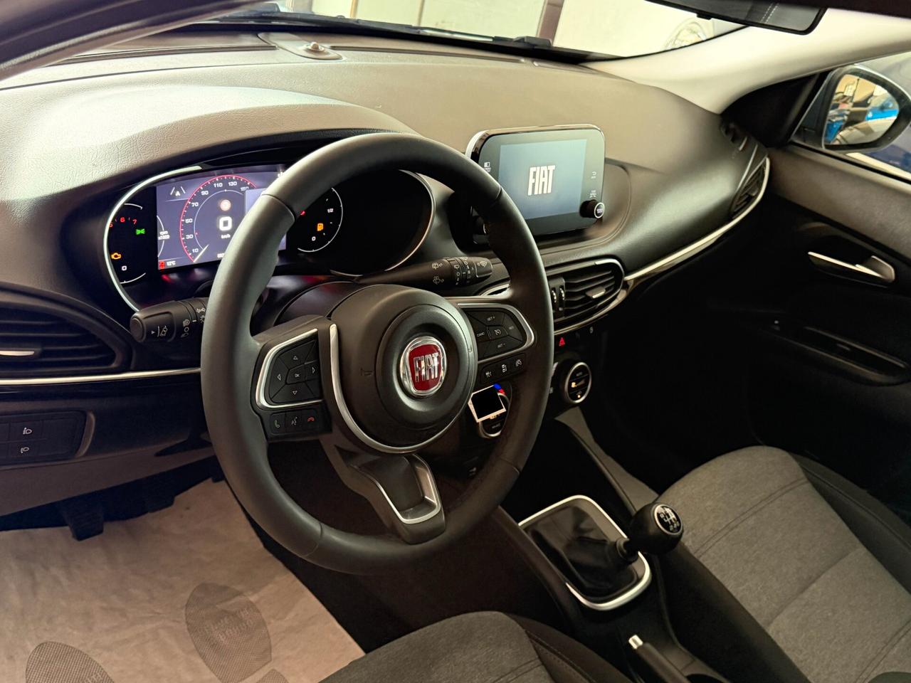 Fiat Tipo SW 1.6 M.JET 130 cv. CROSS